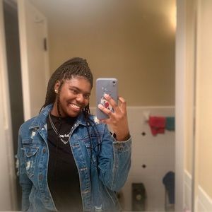 Meet your Posher, Sabrya